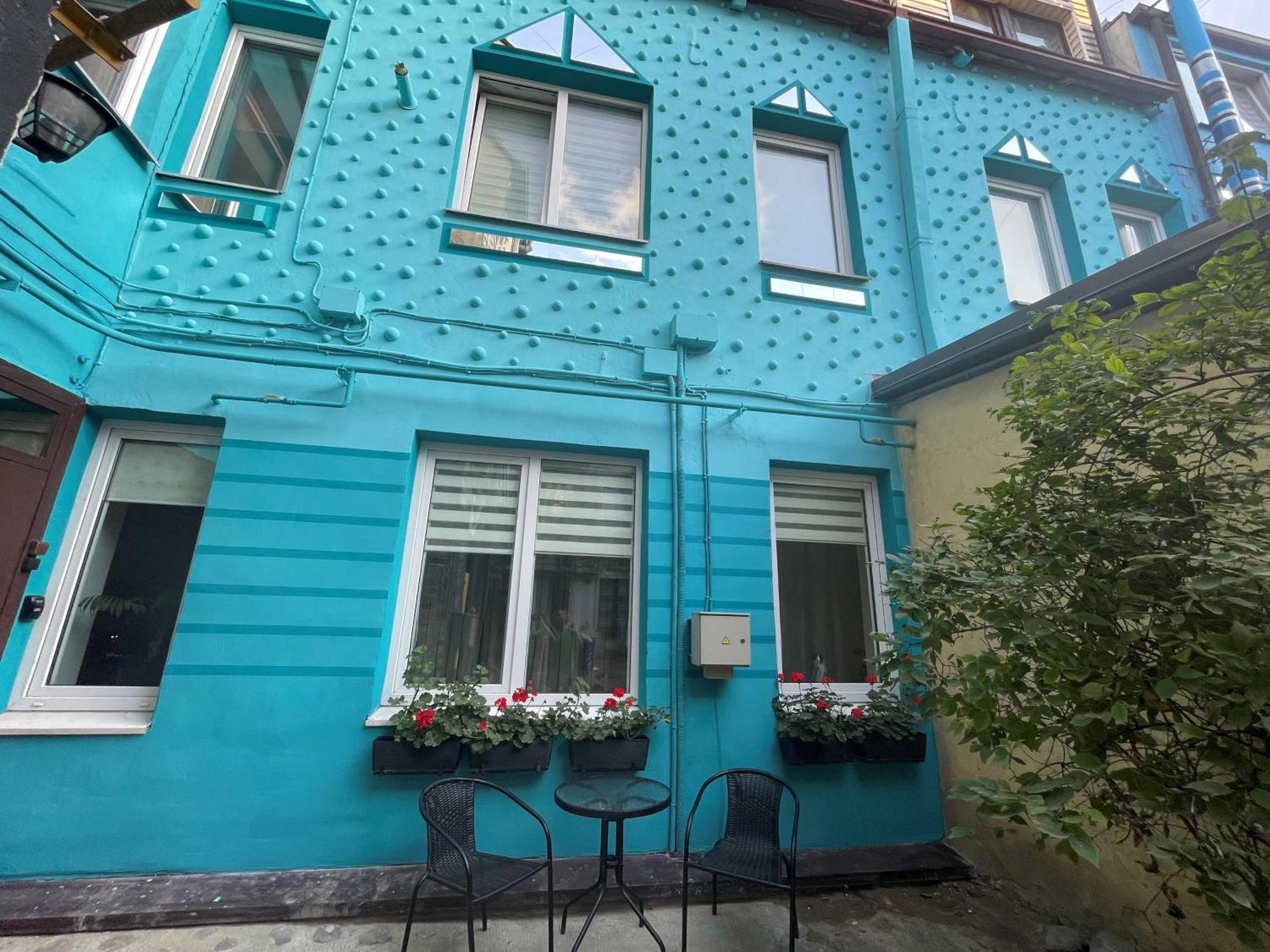 Courtyard Gallery Apartment With Free Parking Kaunas Exterior photo